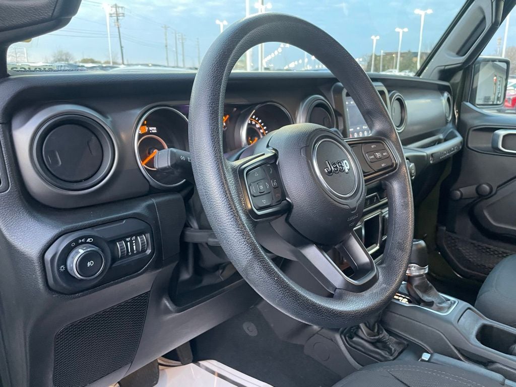 2022 Jeep Wrangler - WILLYS SPORT / APPLE CARPLAY