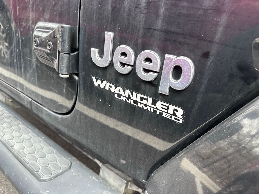 2021 Jeep Wrangler Unlimited Sahara - APPLE CARPLAY / HARD TOP