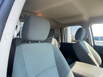 2019 RAM 1500 Classic Tradesman - IT'S GOT A HEMI!!! / 1-OWNER