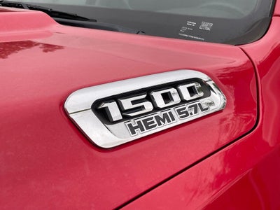2019 RAM 1500 Tradesman - IT'S GOT A HEMI / TOWING PACKAGE