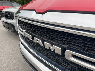 2019 RAM 1500 Tradesman - IT'S GOT A HEMI / TOWING PACKAGE