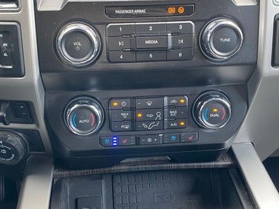 2021 Ford F-250SD Lariat - POWER MOONROOF / NAVIGATION SYSTEM