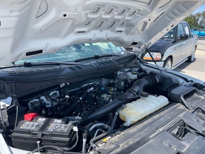 2025 Ford F-150 XLT - REAR PARKING SENSORS / 4X4