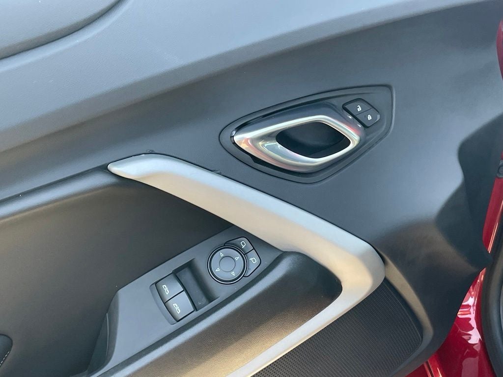 2023 Chevrolet Camaro 1LT - 335 HP / APPLE CARPLAY