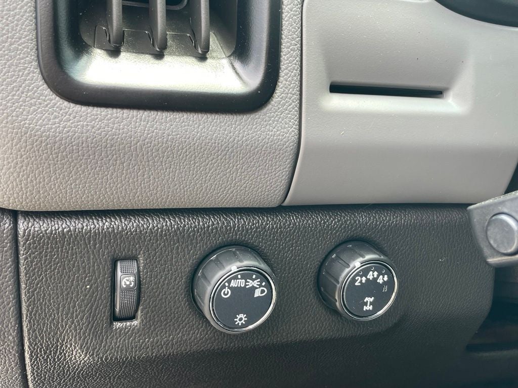2022 Chevrolet Colorado Work Truck - 1 OWNER / NEW TIRES