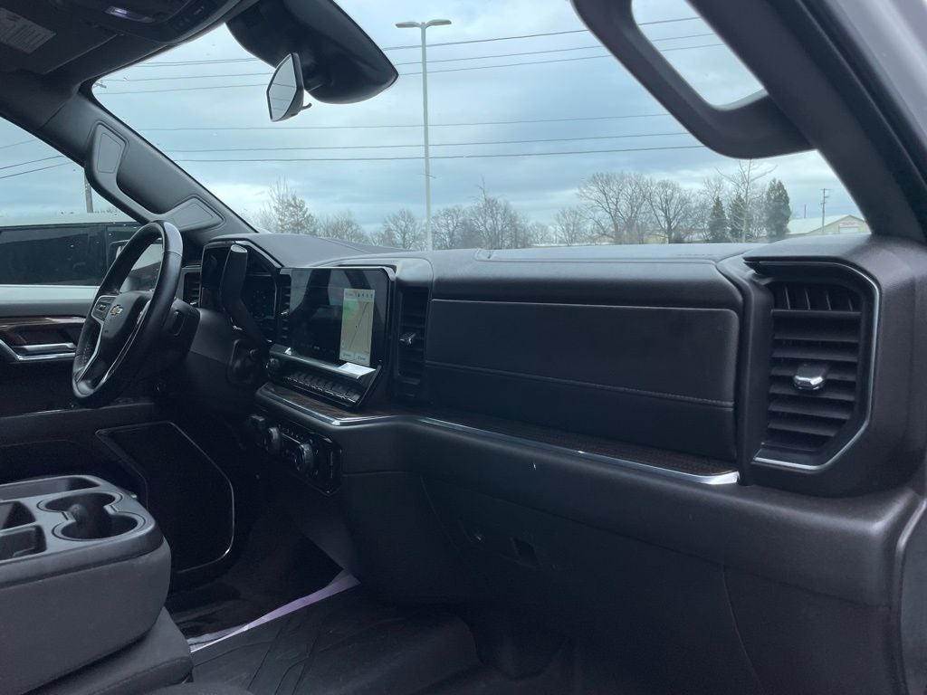 2024 Chevrolet Silverado 1500 LT LT1