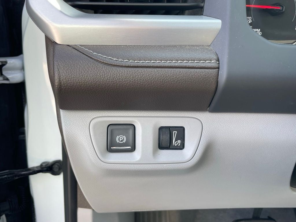 2022 GMC Acadia SLT - MEMORY SEATS / BLIND ZONE ALERT