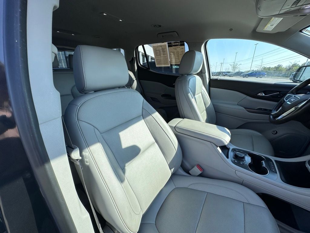 2020 GMC Acadia SLT - ONE OWNER / 7 PASSENGER