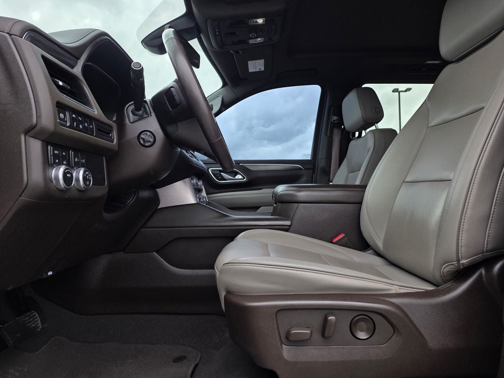 2022 GMC Yukon SLT