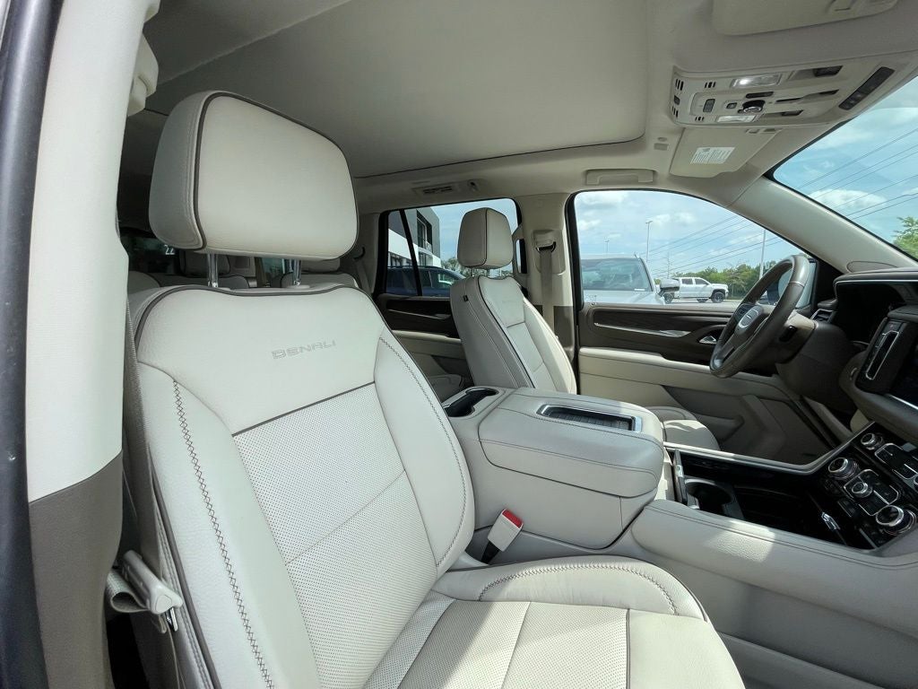 2021 GMC Yukon Denali - ONE OWNER / PANORAMIC SUNROOF