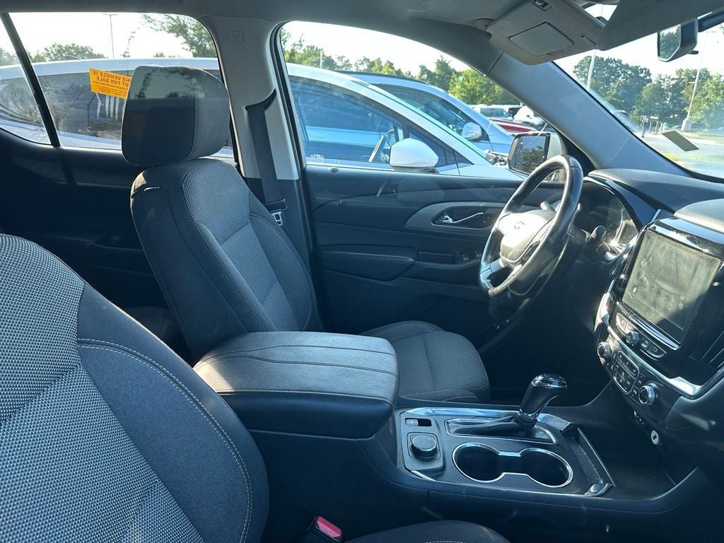 2018 Chevrolet Traverse LT Cloth w/1LT - APPLE CARPLAY