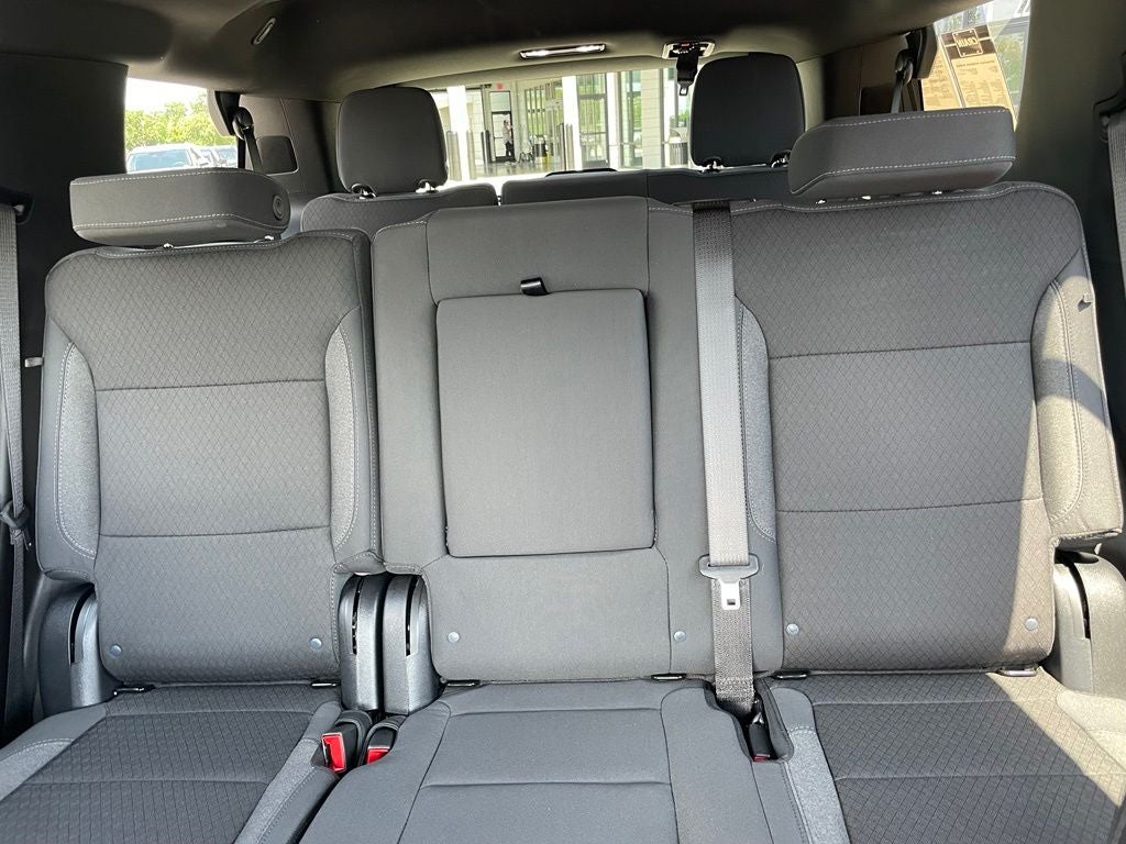2025 Chevrolet Tahoe LS - MAX TRAILERING PKG / 2ND ROW BENCH