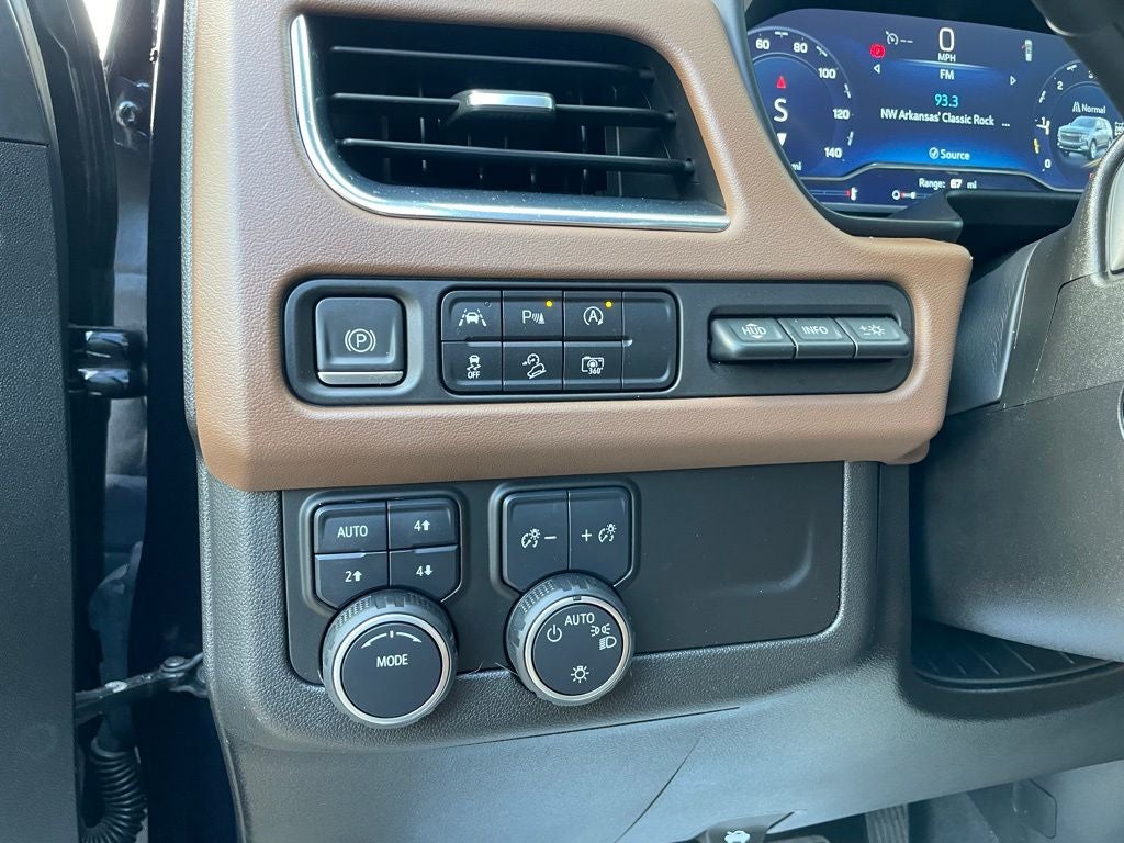 2023 Chevrolet Tahoe High Country - ADAPTIVE CRUISE / POWER STEPS