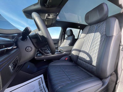 2025 Cadillac ESCALADE IQ Sport 1 - BLUECRUISE / 450 MILES PER CHARGE