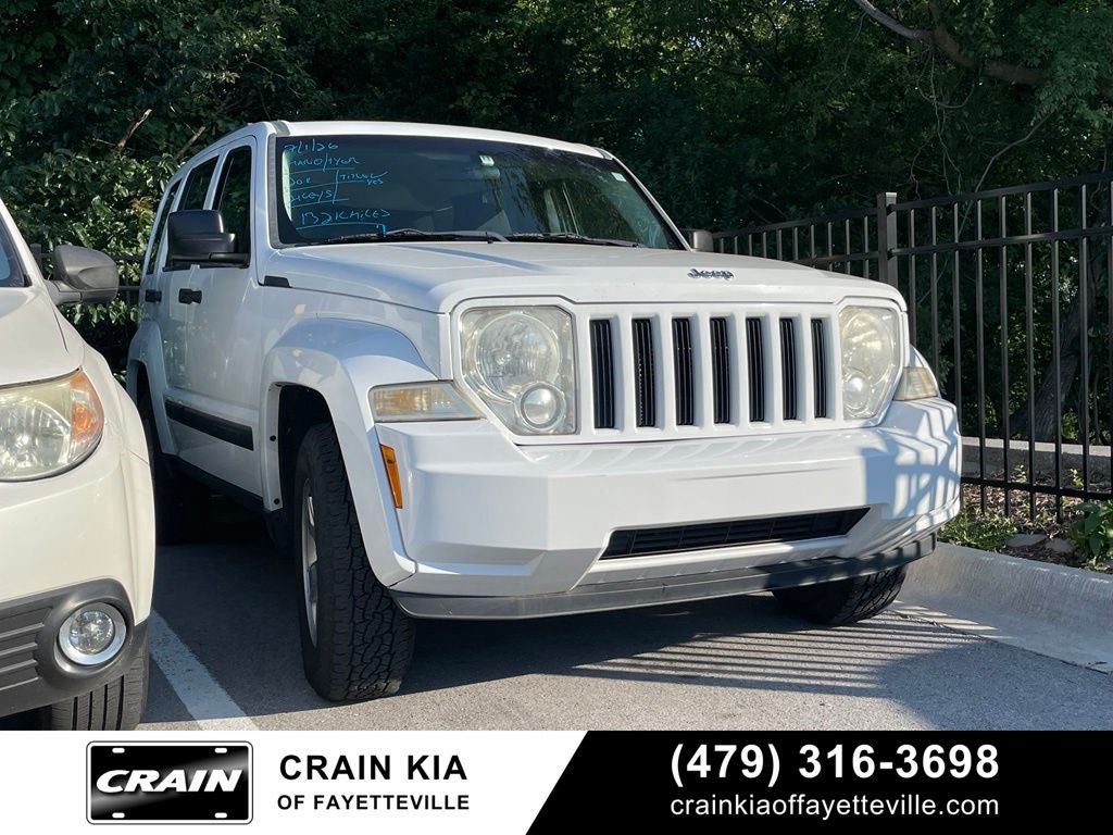 2011 Jeep Liberty Sport - V6 / CD PLAYER