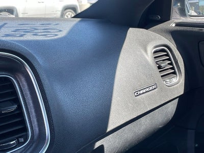 2017 Dodge Charger SXT