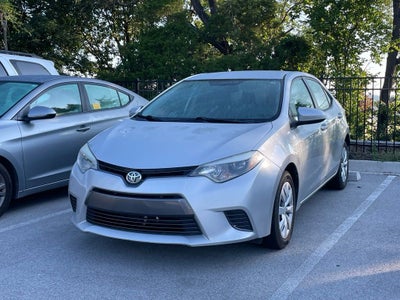 2016 Toyota Corolla LE - 38 MPG / KEYLESS ENTRY
