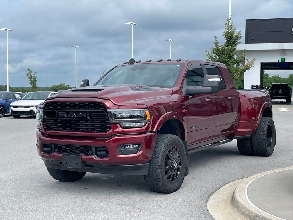 2023 RAM 3500 Limited - POWER SUNROOF / AIR SUSPENSION
