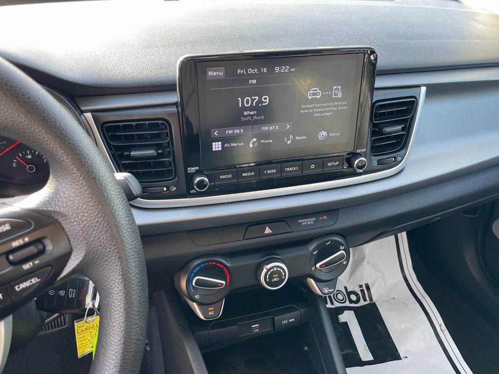 2023 Kia Rio S - 41 MPG / 1-OWNER / CLEAN CARFAX