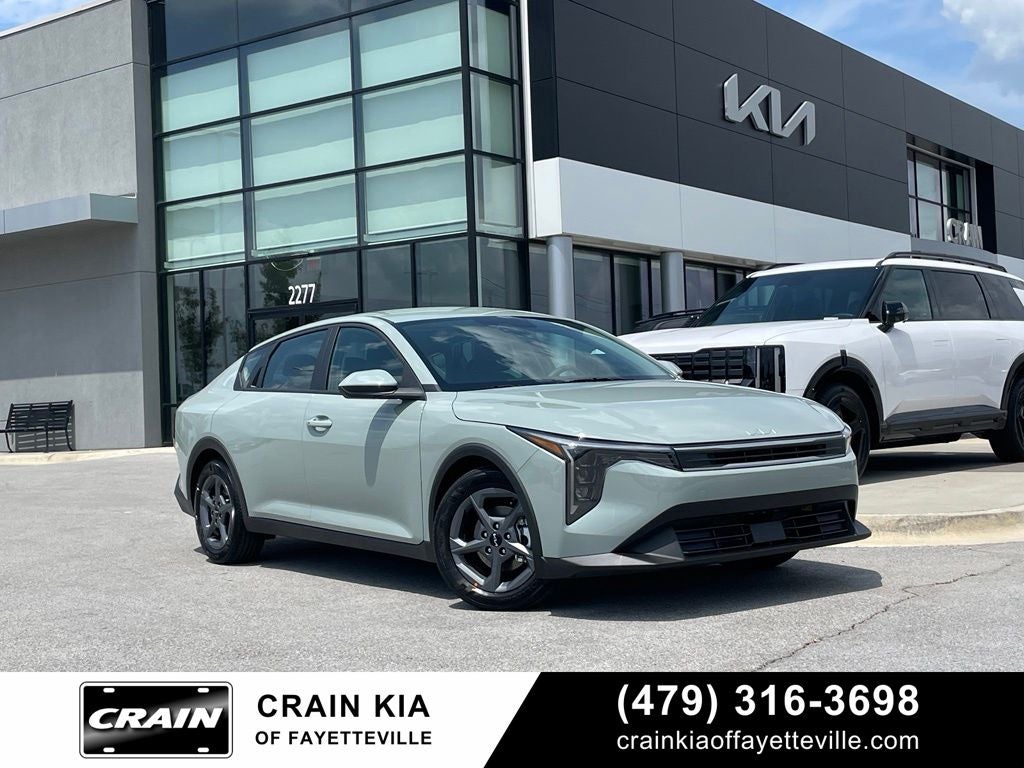 2026 Kia K4 LXS