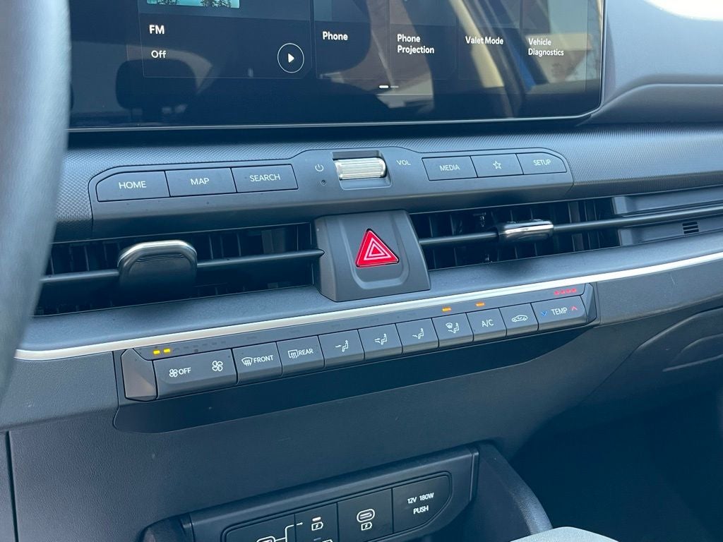 2025 Kia K4 LXS - KIA CERTIFIED / ONE OWNER