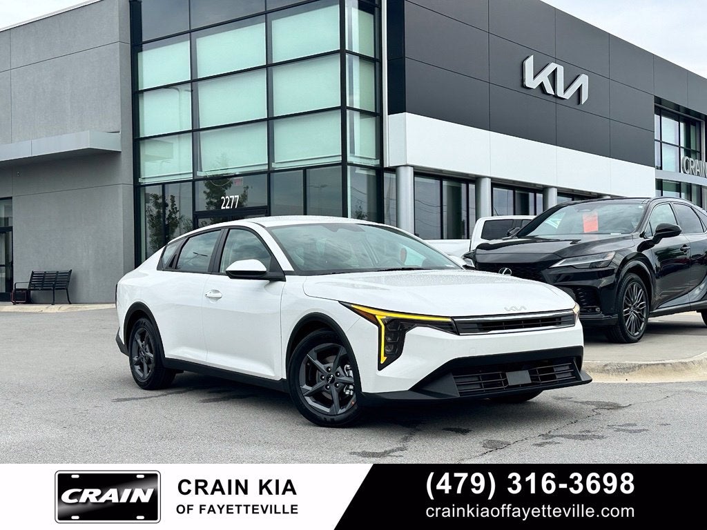 2026 Kia K4 LXS