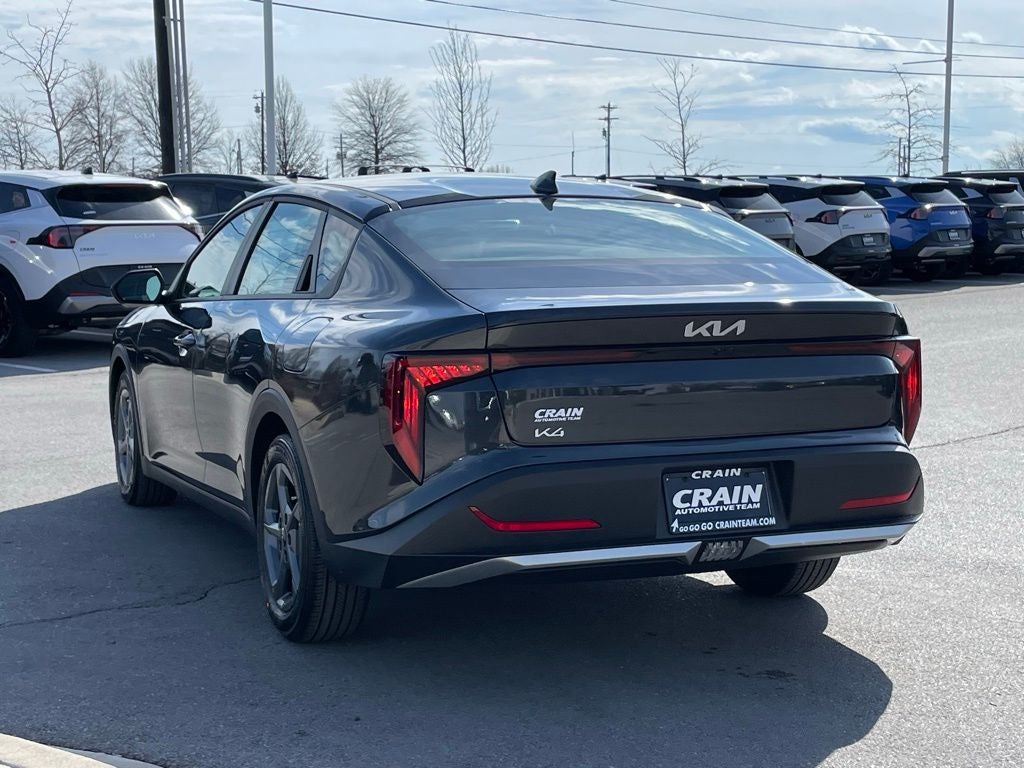 2026 Kia K4 LXS