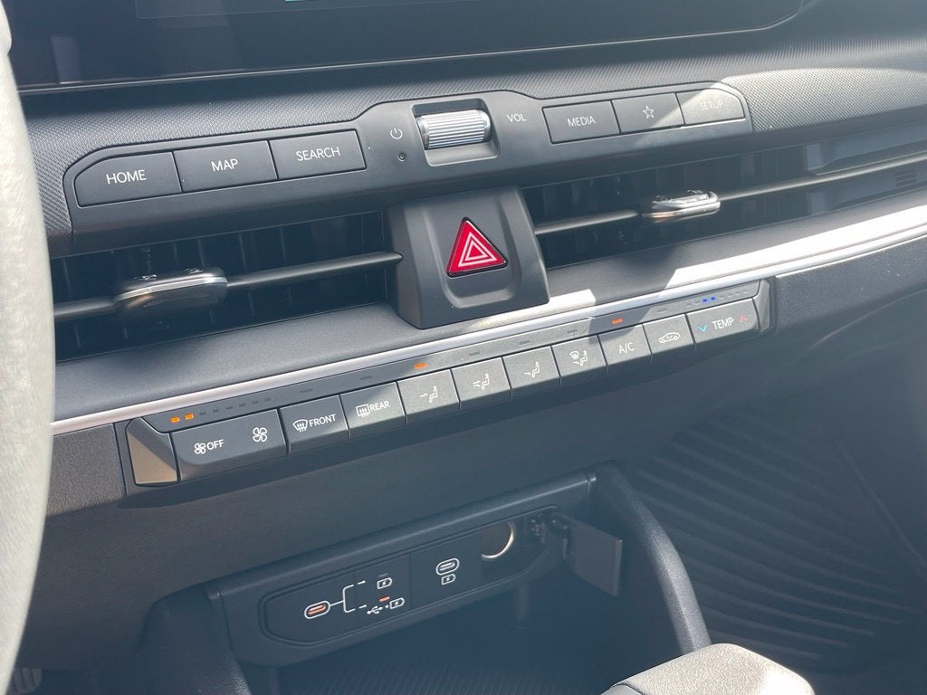 2027 Kia K4 LX