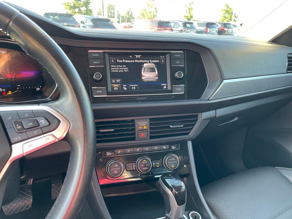 2024 Volkswagen Jetta 1.5T SE - 40 MPG / RAIN SENSING WIPERS
