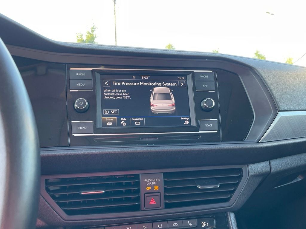 2024 Volkswagen Jetta 1.5T SE - 40 MPG / RAIN SENSING WIPERS