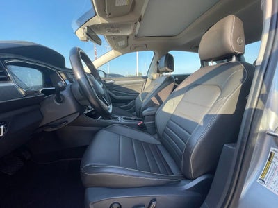 2024 Volkswagen Jetta 1.5T SE - 40 MPG / RAIN SENSING WIPERS
