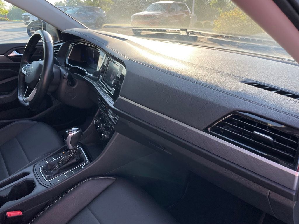 2024 Volkswagen Jetta 1.5T SE - 40 MPG / RAIN SENSING WIPERS