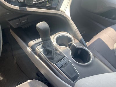 2022 Toyota Camry LE - APPLE CARPLAY / 8 WAY POWER DRIVER SEAT