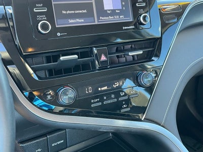 2024 Toyota Camry SE - SOFTEX TRIMMED SEATS / PADDLE SHIFTERS
