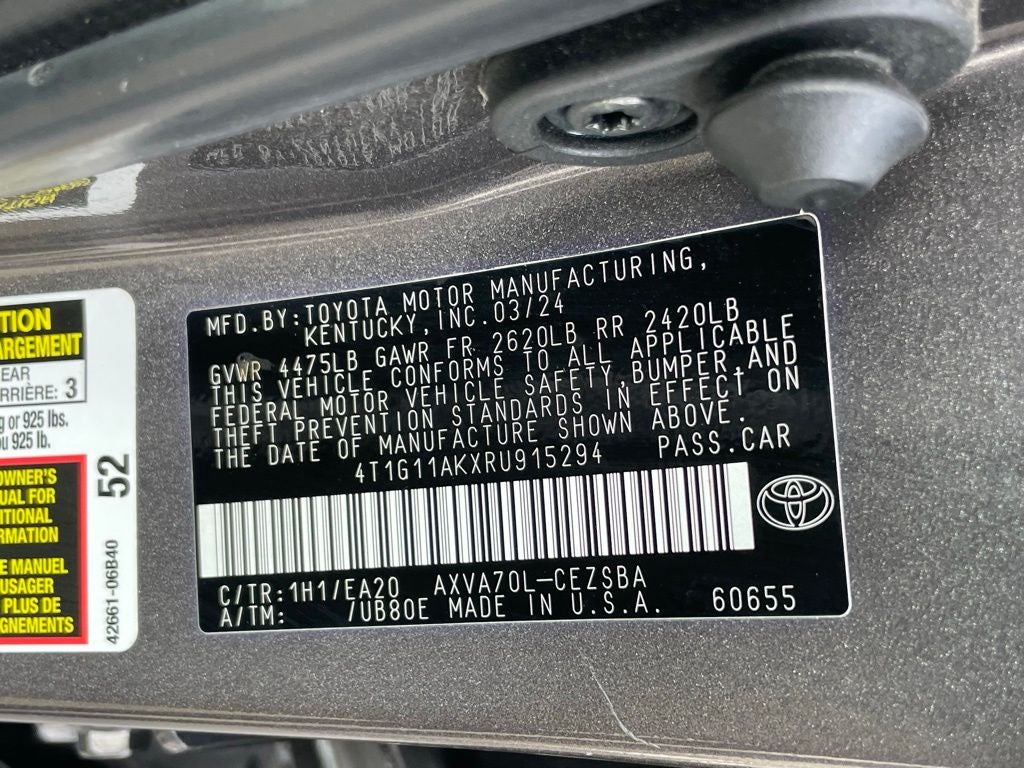 2024 Toyota Camry SE - 40 MPG / APPLE CARPLAY