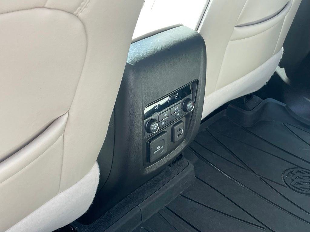 2023 Buick Enclave Premium Group - BOSE PREMIUM SOUND / HEAD-UP DISPLAY