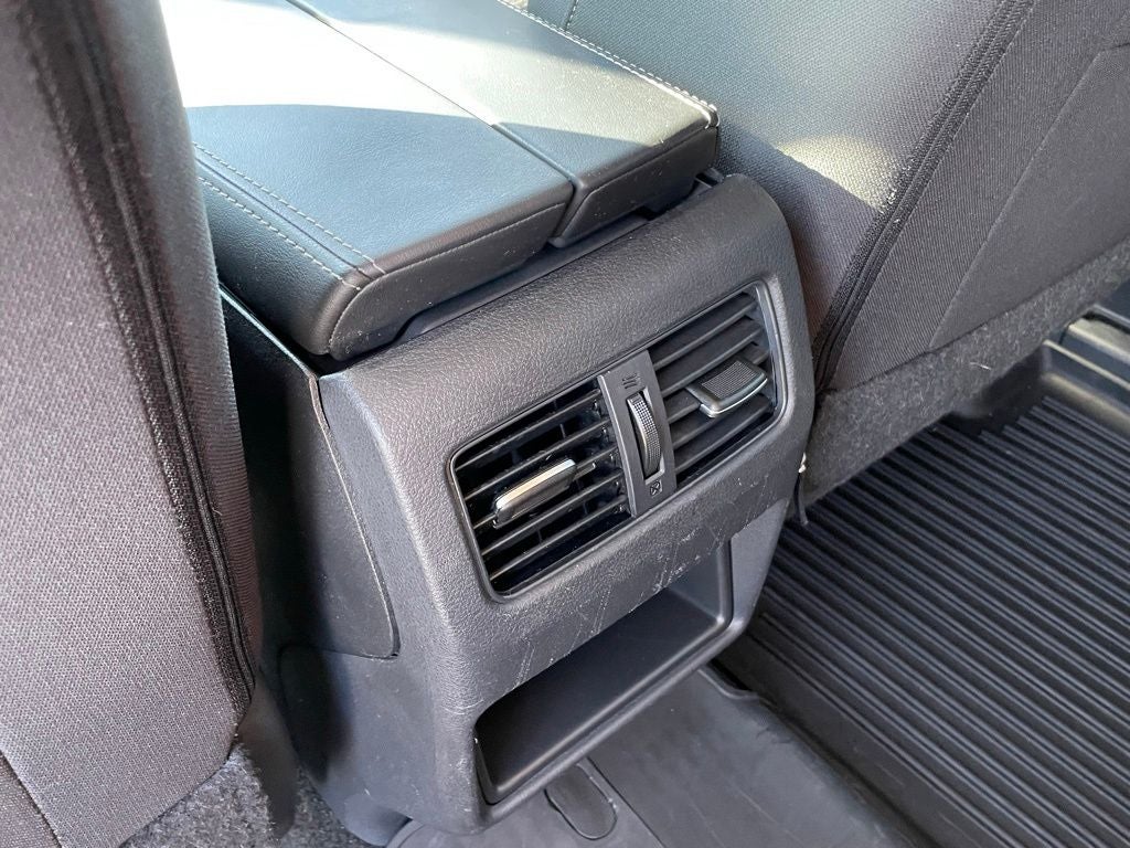 2021 Nissan Rogue S - 35 MPG / APPLE CARPLAY