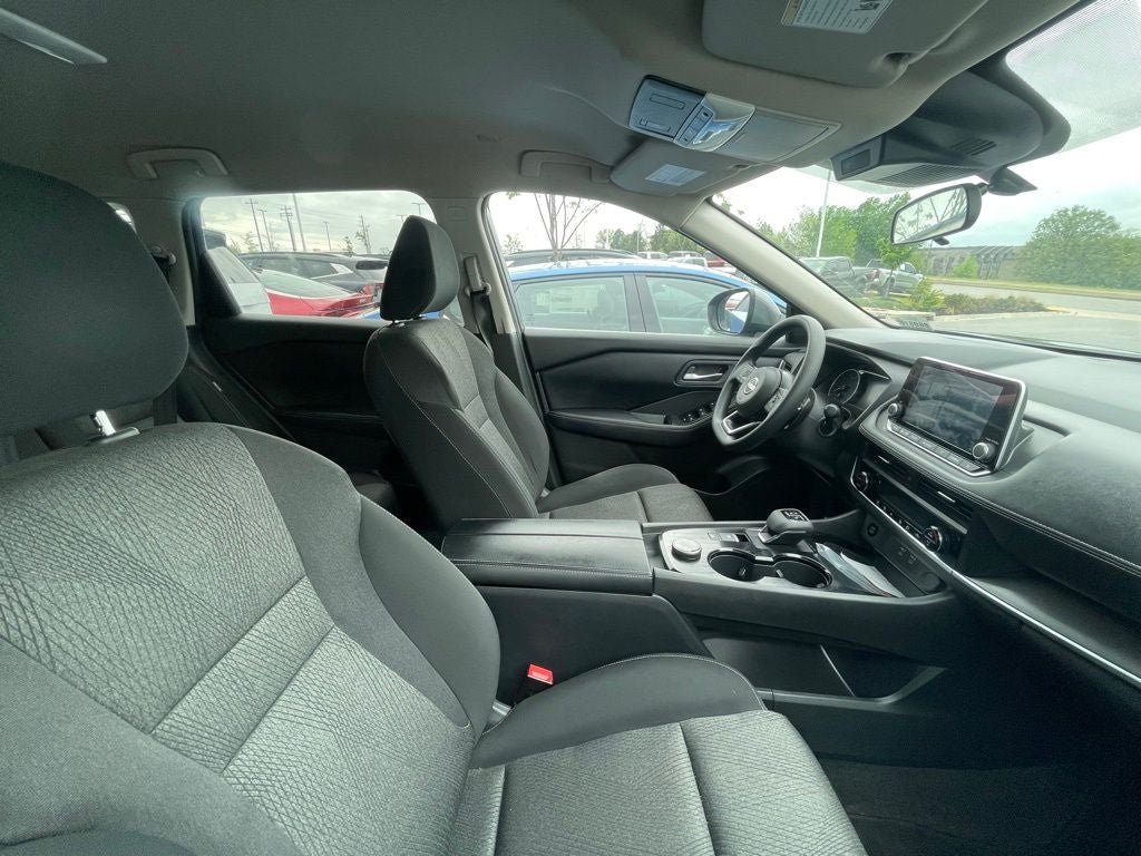 2024 Nissan Rogue SV - POWER LIFTGATE / APPLE CARPLAY