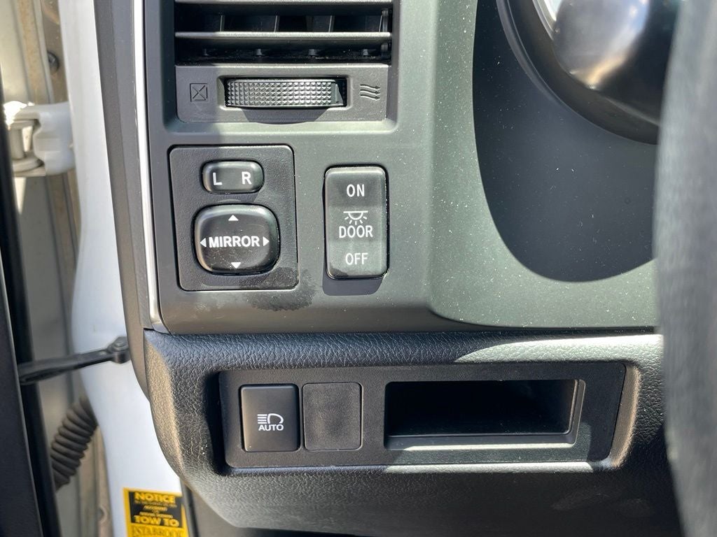 2022 Toyota Sequoia TRD Sport - POWER MOONROOF / APPLE CARPLAY