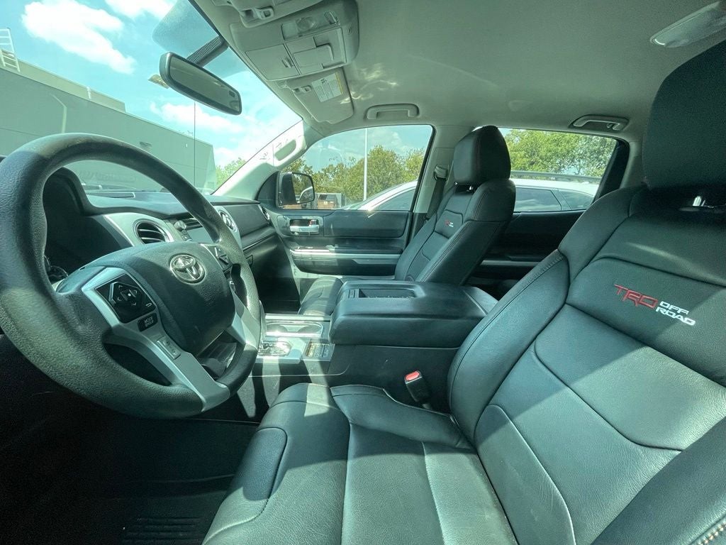 2017 Toyota Tundra SR5 - UPGRADED INTERIOR / REAR POWER WINDOW