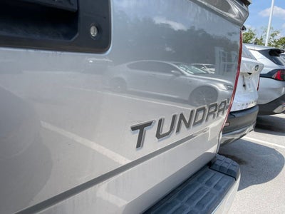 2017 Toyota Tundra SR5 - UPGRADED INTERIOR / REAR POWER WINDOW
