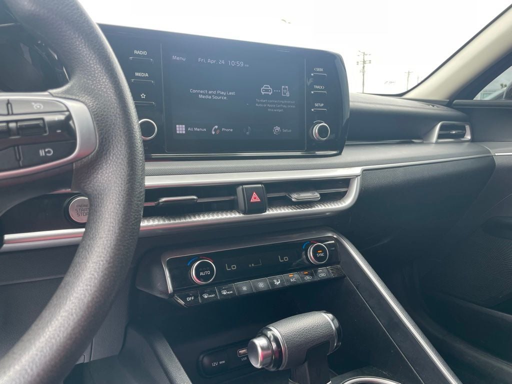 2023 Kia K5 LXS - PUSH BUTTON START / APPLE CARPLAY