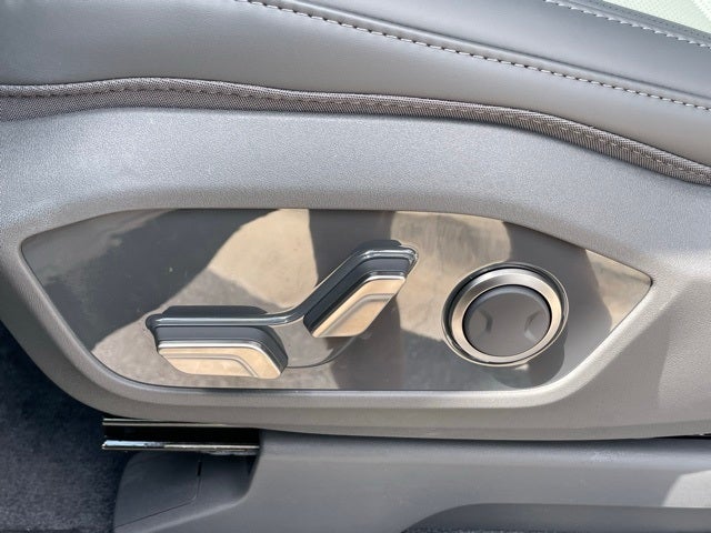 2026 Kia EV9 Light Long Range