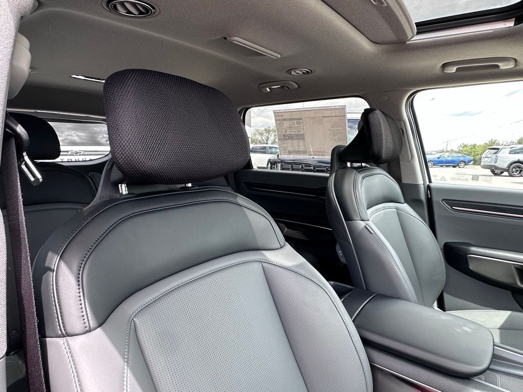 2026 Kia EV9 Light Long Range