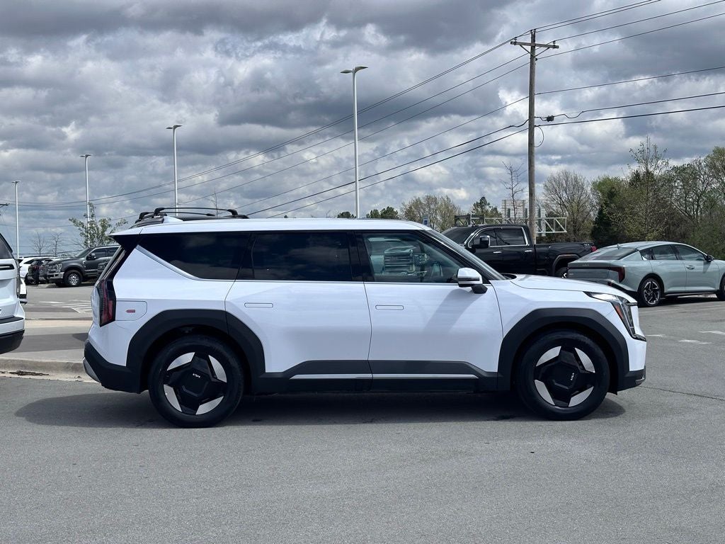 2026 Kia EV9 Light Long Range