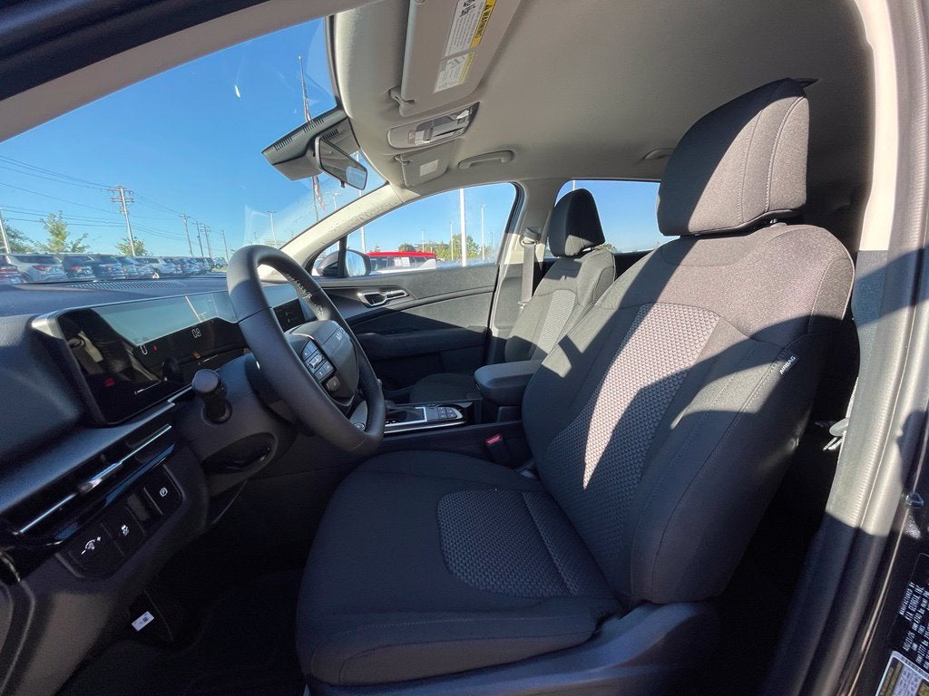 2027 Kia Sportage LX