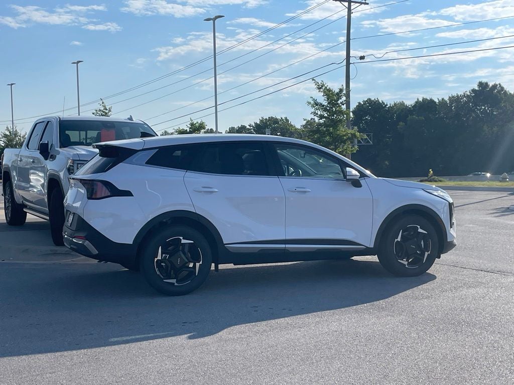 2027 Kia Sportage EX