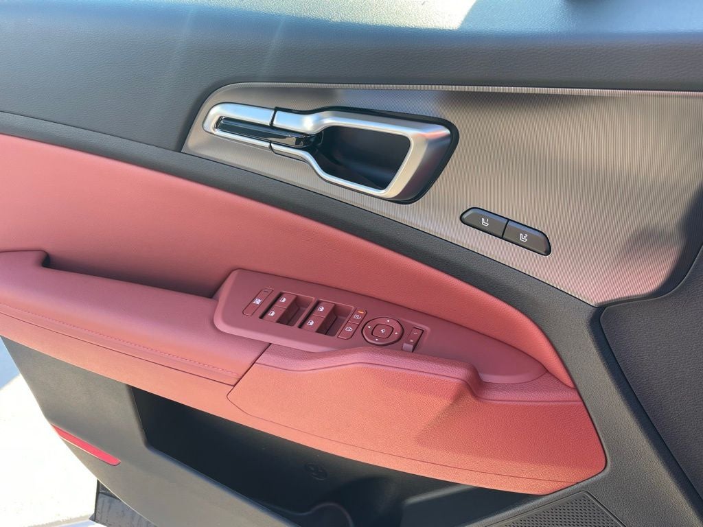 2026 Kia Sportage SX-Prestige - CARMINE RED INTERIOR COLOR PKG