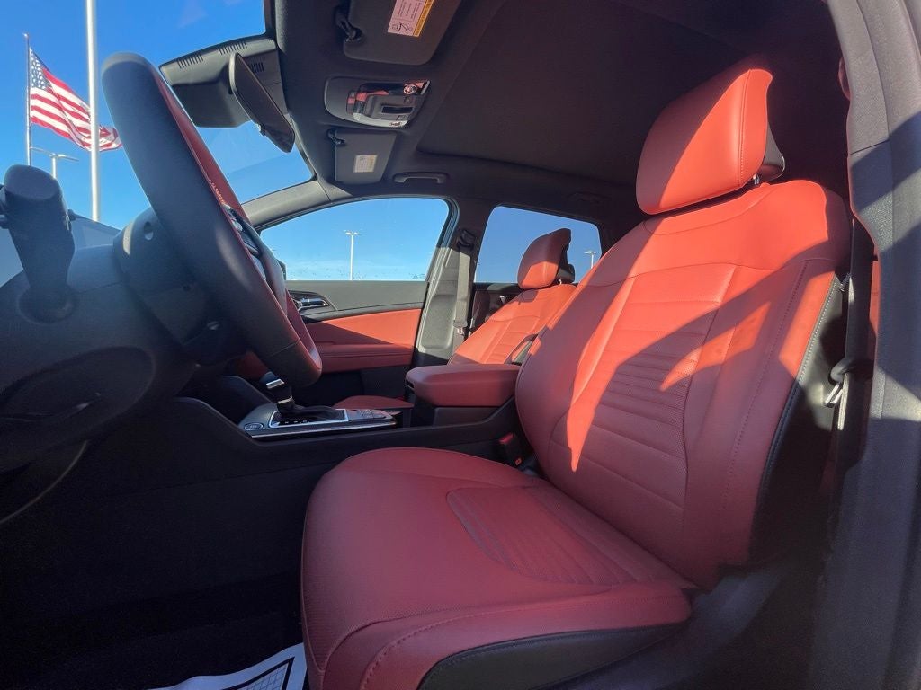 2026 Kia Sportage SX-Prestige - CARMINE RED INTERIOR COLOR PKG