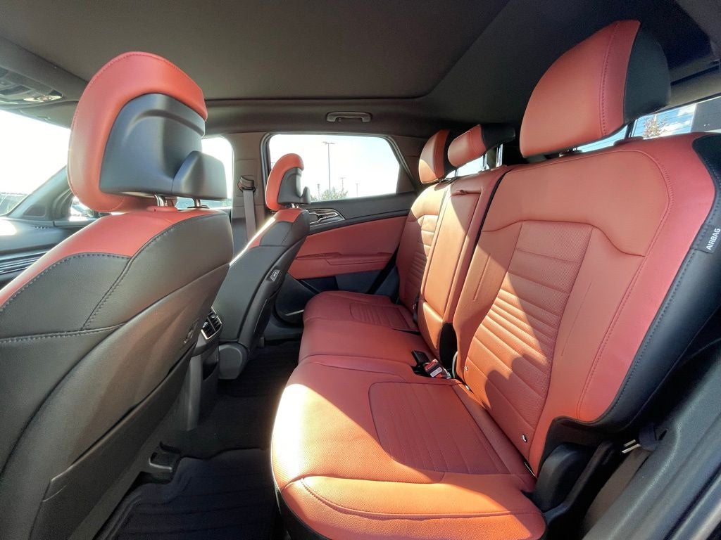 2026 Kia Sportage SX-Prestige - CARMINE RED INTERIOR COLOR PKG